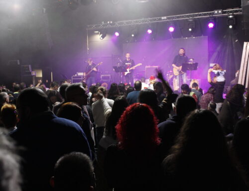 Sant Tomàs omple la sala de festes La Cabra per celebrar les festes